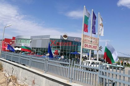 Кметът Беливанов: Главният архитект саботира работата на общината