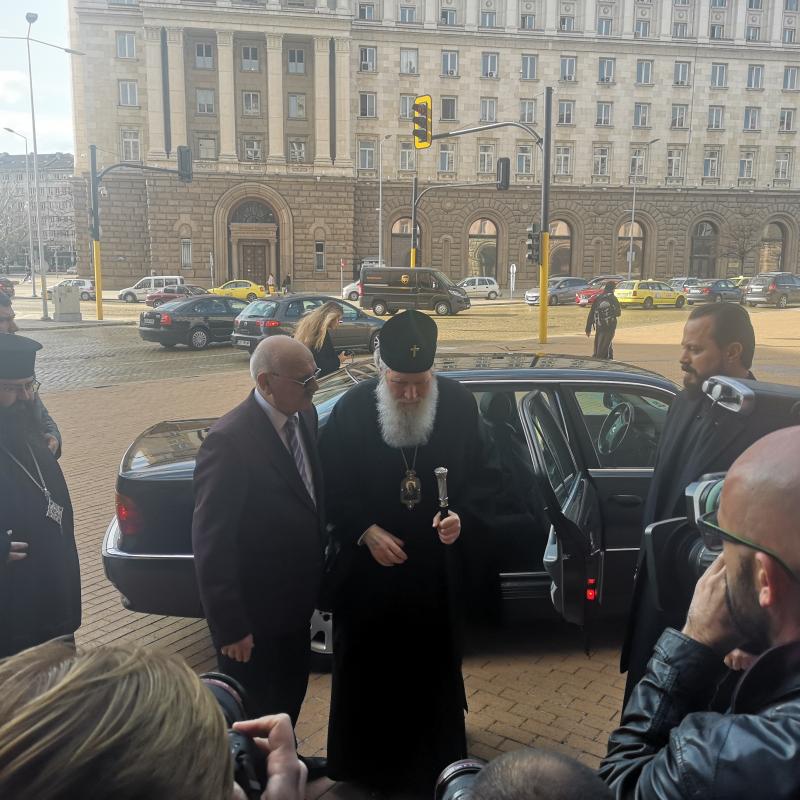 Патриарх Неофит и главният мюфтия Мустафа Хаджи пристигнаха в Министерски съвет за среща с премиера Бойко Борисов