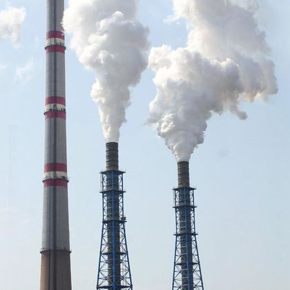 МВР: Няма данни за пострадали при пожарa в ТЕЦ „Марица Изток -2“
