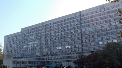 15-годишна родилка с варицела вдигна болница на крак