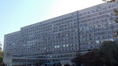 15-годишна родилка с варицела вдигна болница на крак