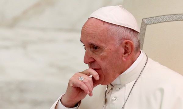 Кардинали от кръга на папата – оплетени в секскандал!