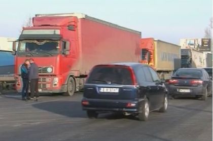 Пак се започна: Над 5 километра е опашката от ТИР-ове на Кулата!