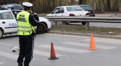 Автобус №44 блъсна момиче на зебра в Пловдив, шофьорът дори не слезе да види какво е станало с него