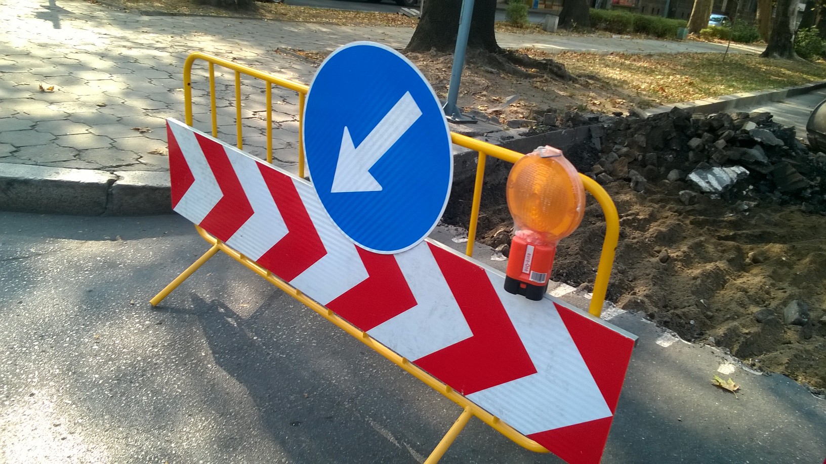 ВиК ремонт затваря част от булевард в Кючука