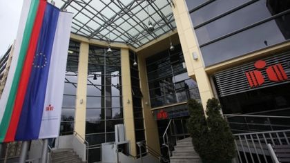 Сигнал за бомба затвори Агенцията по вписвания