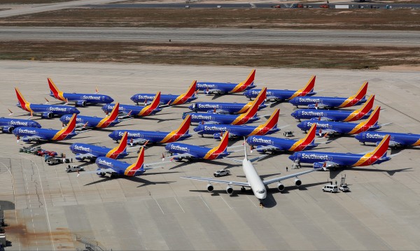 Какво се е случило в кабината на разбилия се Boeing 737
