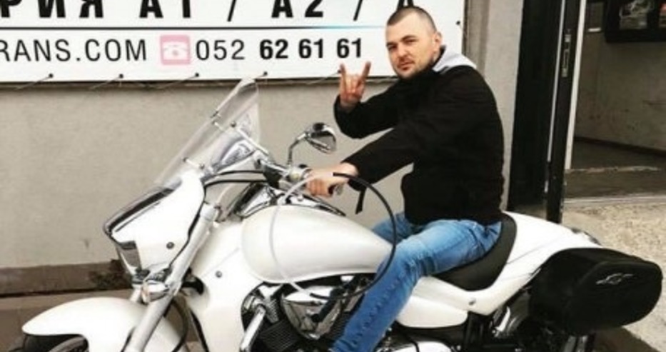 Близки на загиналия моторист настояват спешно за ограда на злокобното място по бул. 