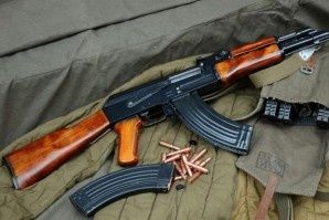 Откриха незаконни оръжия в дома на възрастен мъж