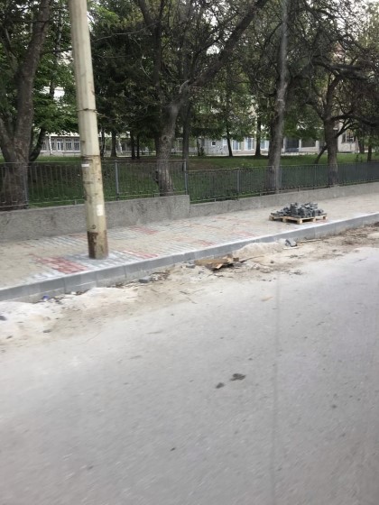 Велико Търново: Започна подмяна на тротоарната настилка по улица „Арх. Георги Козарев“