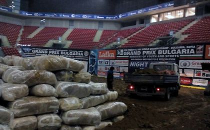 Подготовката за Night of the Jumps кипи с пълна сила