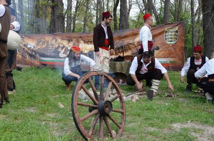 Картини от Априлското въстание оживяха в „Лаута”