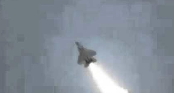 Руски самолет излита от подводница! ВИДЕО!