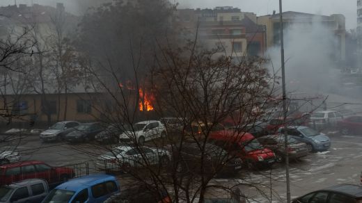 Пожарът в Басейнова дирекция във Варна тръгнал от компютър