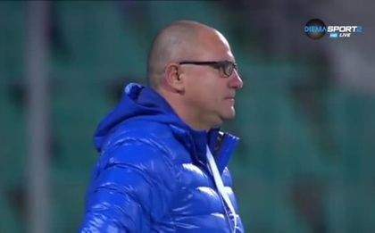 Монтана се разделя с трима играчи