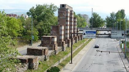 Археология пак забавя и оскъпява ремонта на