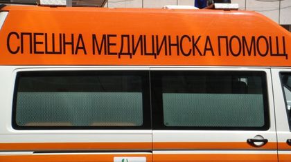 Мерцедес блъсна възрастен мъж на заден в Пловдив, пострадалият с изкълчено рамо