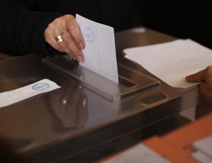 ЦИК: Радев води с 25,9%, Цачева – 21,5%