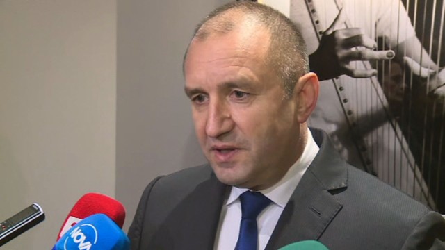 Президентът Румен Радев: Равноотдалечен съм от всички партии