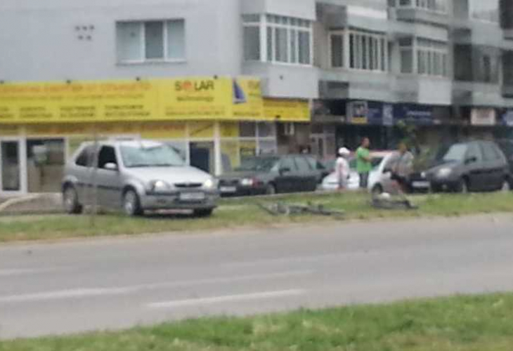 Ужасяваща катастрофа във Варна! Смазани са велосипедисти и кола (СНИМКА)