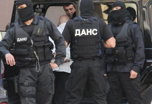 Жена и двама мъже арестувани при акцията на ДАНС в Пловдив