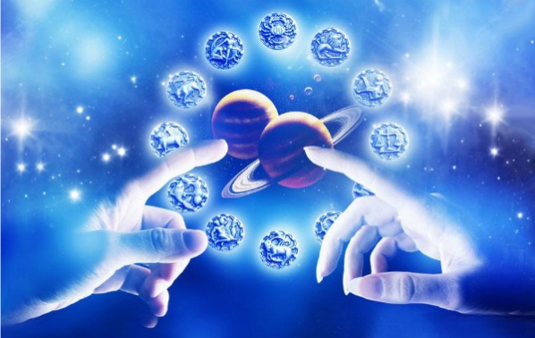 Ето какви хора ни привличат според зодията ни