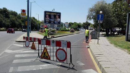 Шофьор в Пловдив си го изкара на работници: Защо го затваряте, бе изроди! СНИМКИ