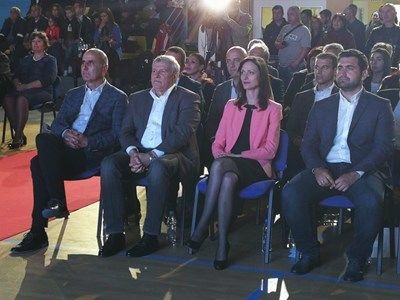 Мария Габриел : АМ "Струма" ще е завършена, ако Борисов и ГЕРБ продължат да водят България по европейския й път на развитие