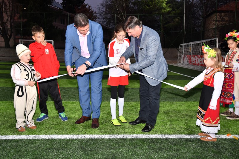 Благоевград: Ново спортно игрище беше открито в Петрич