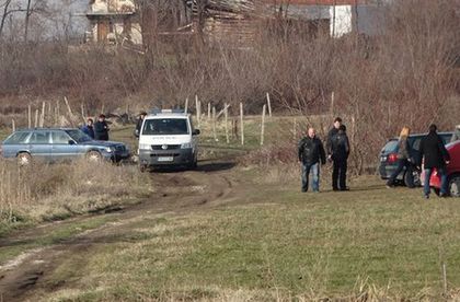 Крадецът, чийто син убиха при кървавия екшън в Устина, бере душа в болница