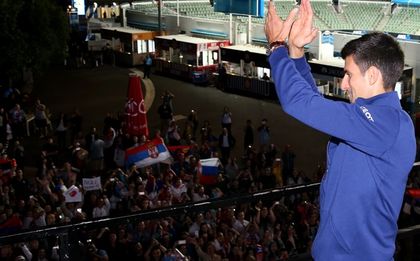ВИДЕО: Джокович и Станкович викаха за Звезда в Евролигата