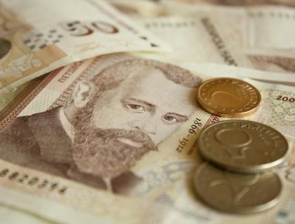 НАП: Звезди от шоубизнеса, лекари и адвокати с неплатени данъци