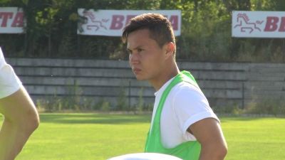 СНИМКИ: Умарбаев вече тренира с Локо