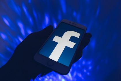 Най-голямата глоба изобщо за технологична компания заплашва Facebook