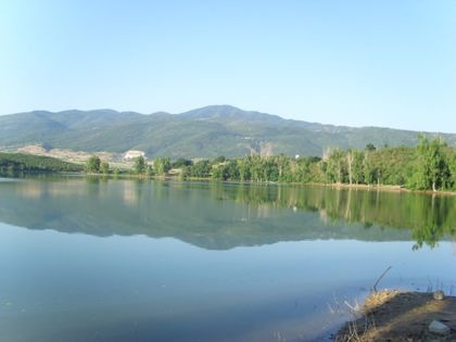 Роми се сбиха с гребци край 