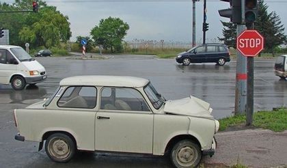 Пенсионер с трабант блъсна пешеходец
