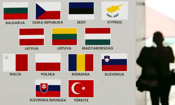 Западът, страховете на Източна Европа и спасението на ЕС