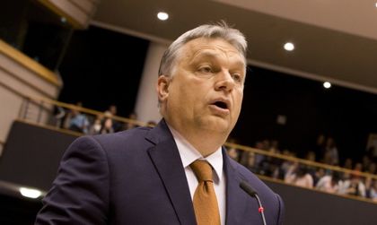 Орбан сравнен с Брежнев и Сталин