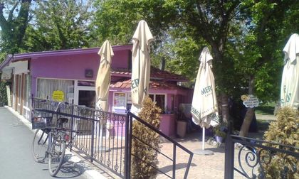 Събарят детския парти клуб 