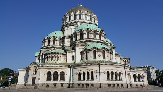 Как да се държим в църква