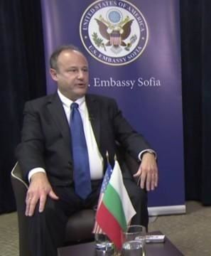 От метрополията заплашиха | US посланика в колонията: ”Българските власти да внимават”