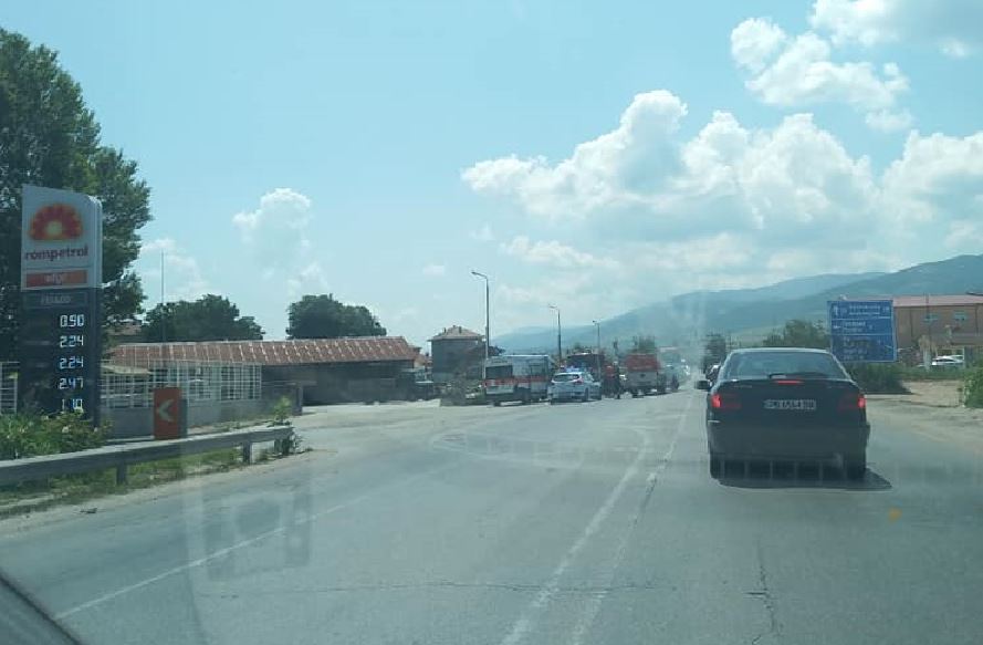 Тежка катастрофа е станала на Околовръстното на Пловдив (Снимки)