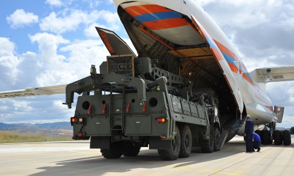 Турция: С-400 не променят стратегическата ни ориентация