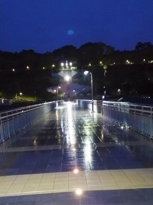 Бургас: Общината монтира допълнителни 12 осветителни стълба по Моста