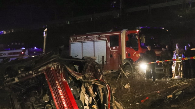 Жертвите на тежката автобусна катастрофа в Македония станаха 14