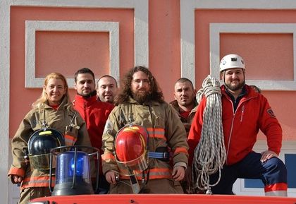 Приемат нови доброволци. Обявяват Доброволец на годината