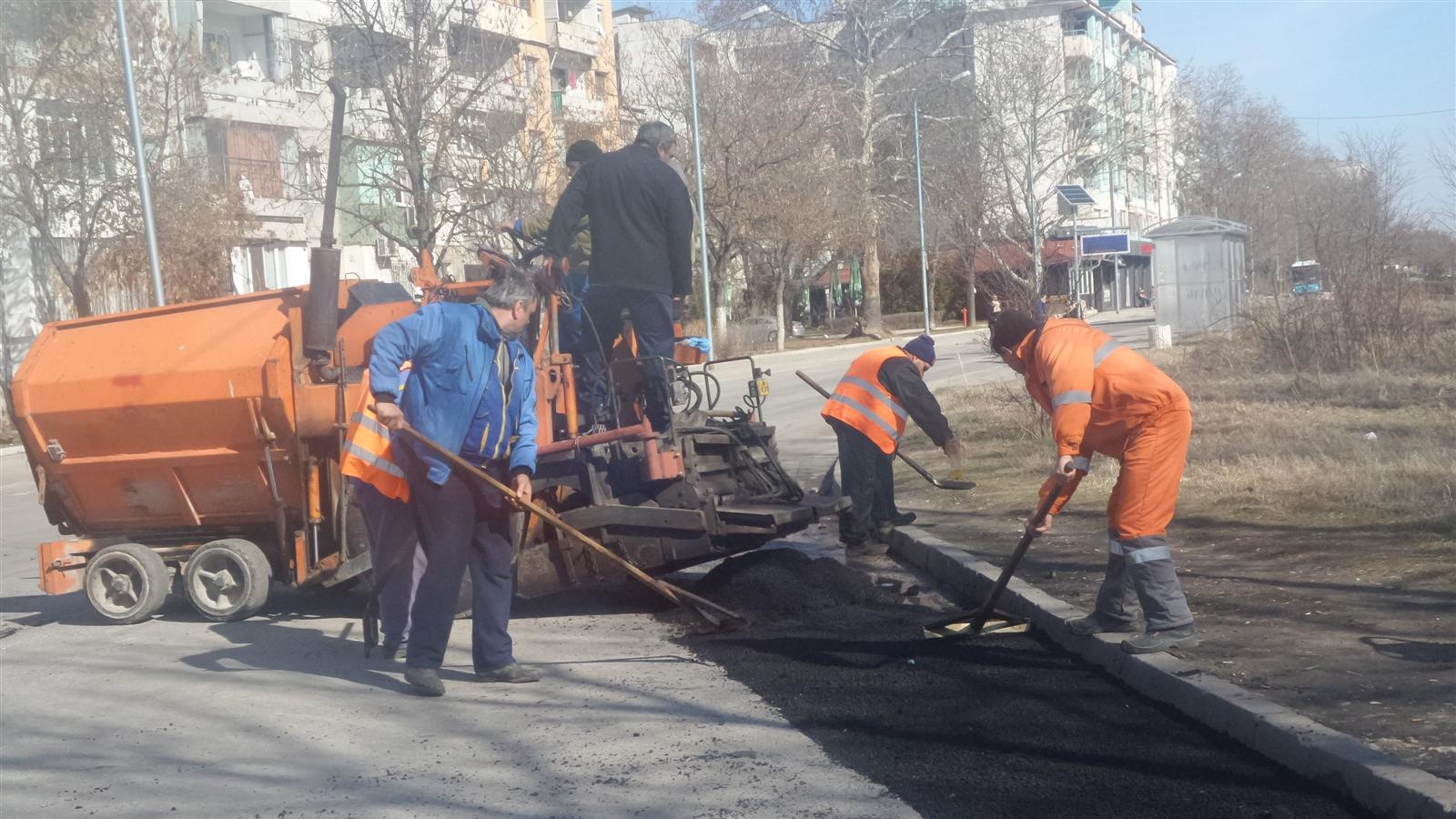 Ремонти заличават спомена от студа и снега в "Западен"