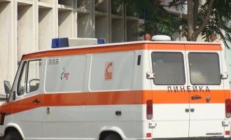 Дете е с опасност за живота след пътно произшествие