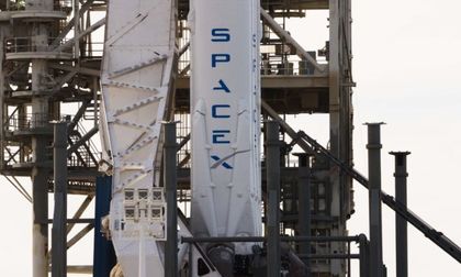 SpaceX кандидатства за използването на наземни станции за сателитния интернет