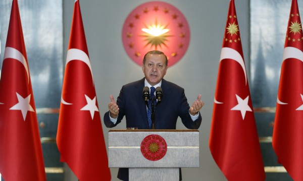 Върви ли Турция към президентско управление и диктатура?